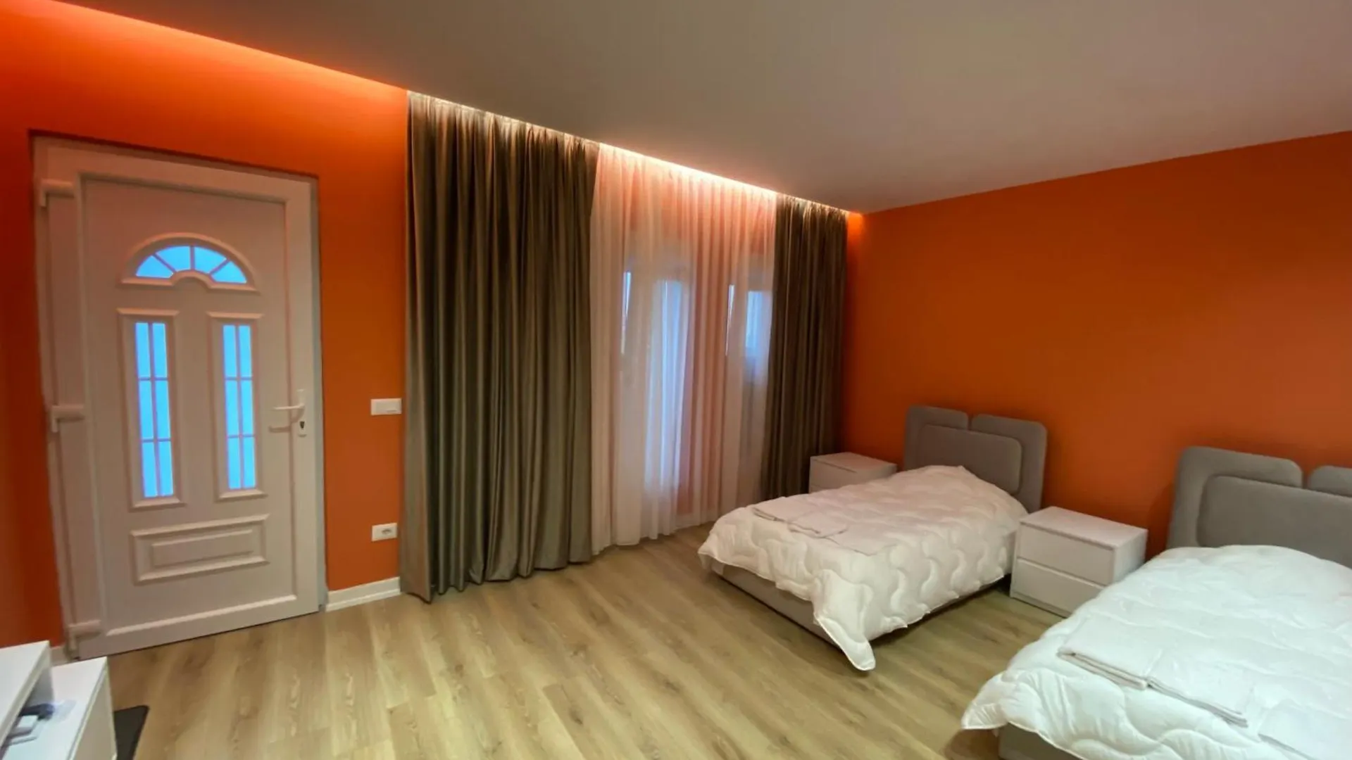 Tirana Center Apartaments 0*,  Albania