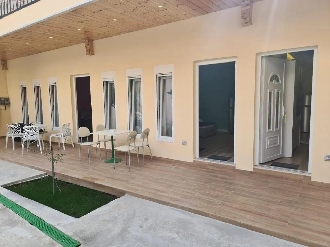 Tirana Center Apartaments 0*,  Albania