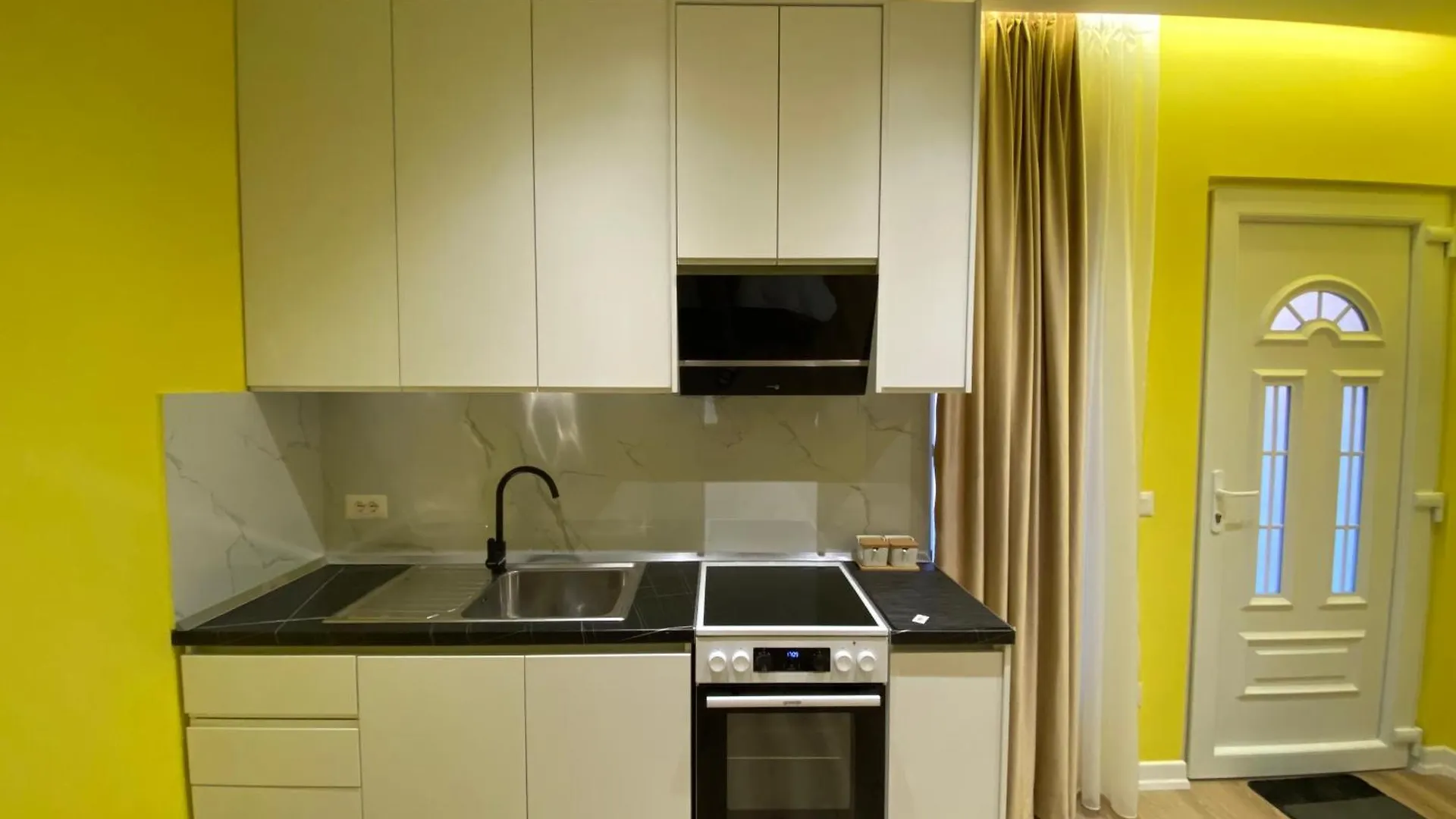 Apartment Tirana Center Apartaments