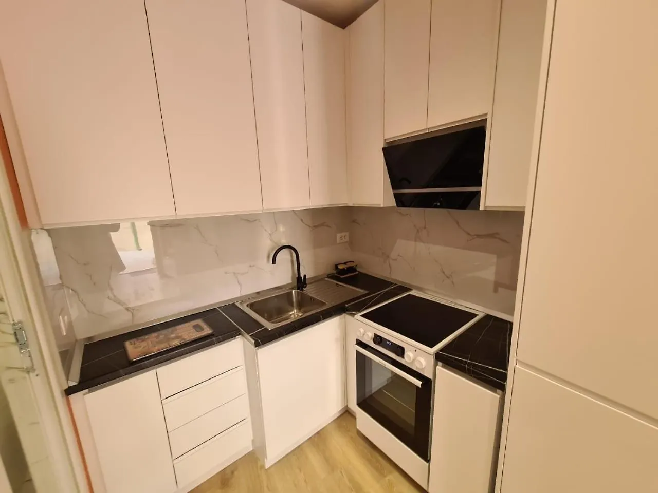 Tirana Center Apartaments 0*,