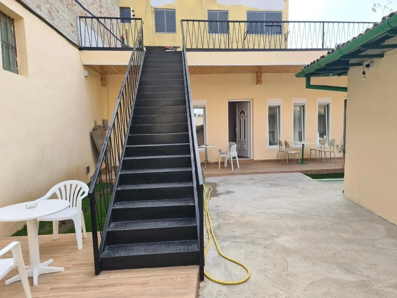 Apartment Tirana Center Apartaments